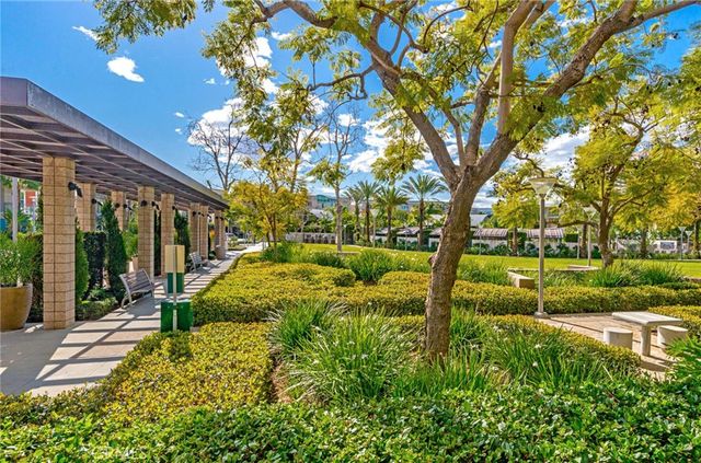 21 Gramercy 220, Irvine, CA 92612