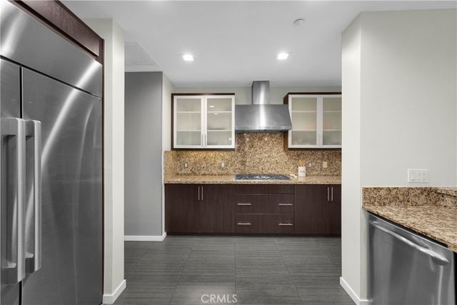 21 Gramercy 220, Irvine, CA 92612