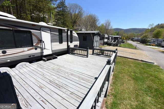 98 Heavenly Drive, Blairsville, GA 30512