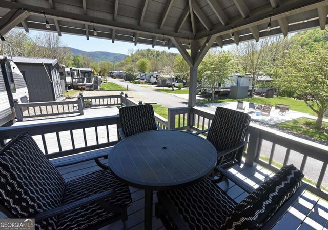 98 Heavenly Drive, Blairsville, GA 30512