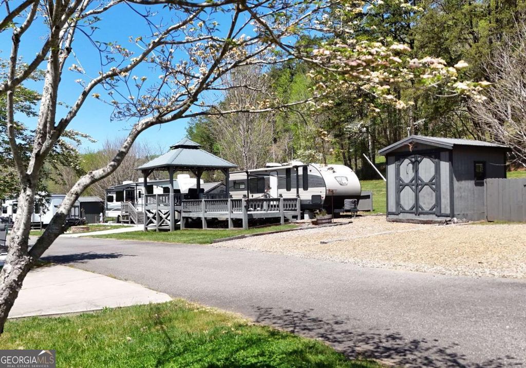 98 Heavenly Drive, Blairsville, GA 30512