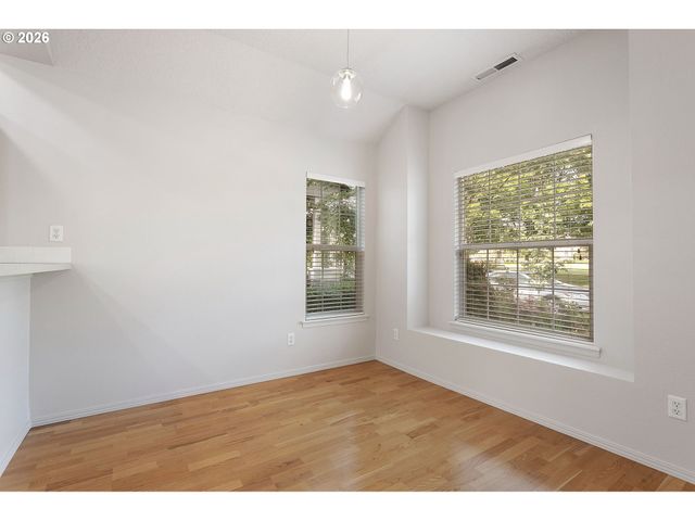 1627 Ne 65TH Ave, Hillsboro, OR 97124