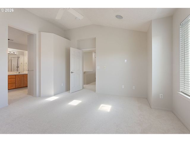 1627 Ne 65TH Ave, Hillsboro, OR 97124