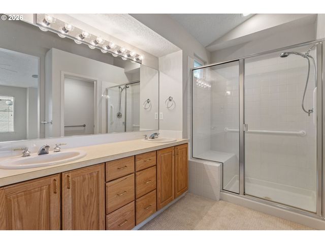 1627 Ne 65TH Ave, Hillsboro, OR 97124