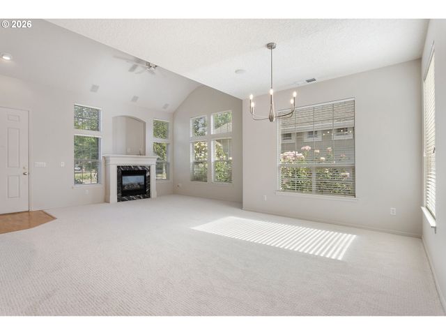 1627 Ne 65TH Ave, Hillsboro, OR 97124