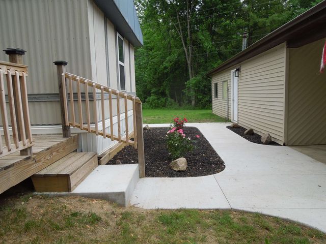 3311 Burgess Road, Beaverton, MI 48612