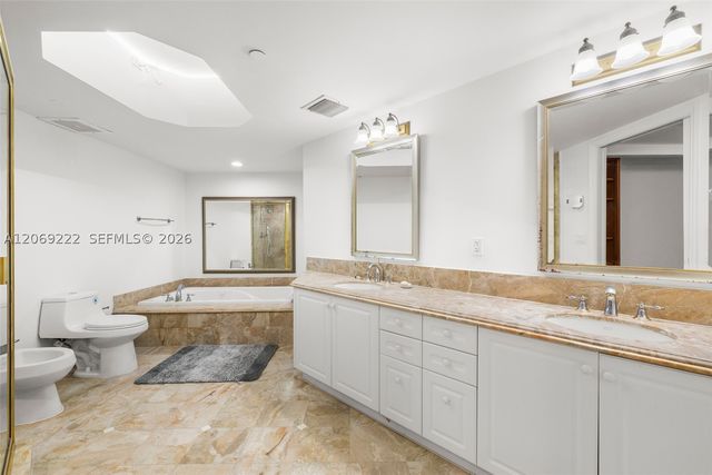 9559 Collins Ave S9-D, Surfside, FL 33154