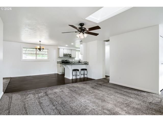 4651 BEAVERBROOK Ct Se, Salem, OR 97317