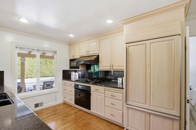 1141 Covington Road, Los Altos, CA 94024