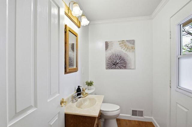 1141 Covington Road, Los Altos, CA 94024