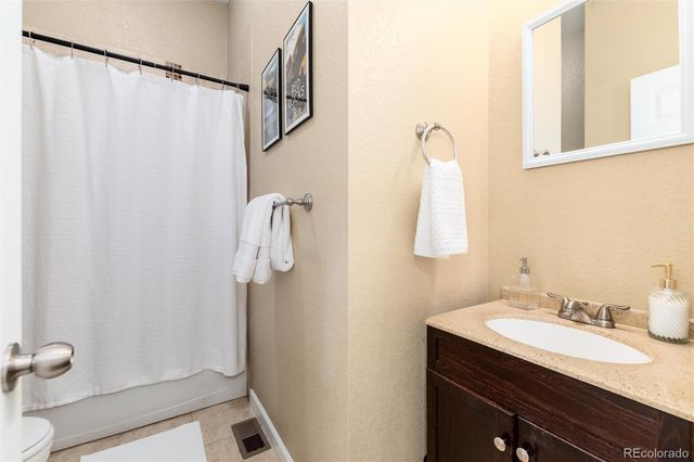 3220 W 24th Avenue, Denver, CO 80211