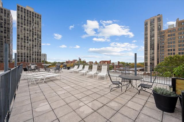 2300 N Commonwealth Avenue 7J, Chicago, IL 60614