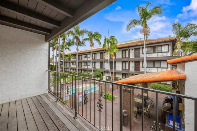 17200 Newhope, Fountain Valley, CA 92708
