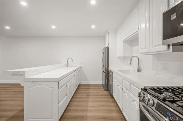 17200 Newhope, Fountain Valley, CA 92708