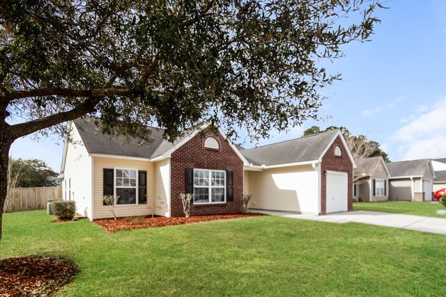 98 Dovetail Circle, Summerville, SC 29483