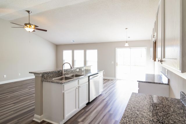 98 Dovetail Circle, Summerville, SC 29483