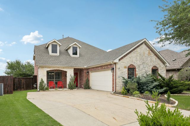 2821 Dog Leg Trail, Mckinney, TX 75069