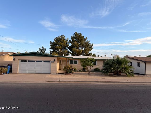 3725 W ELM Street, Phoenix, AZ 85019