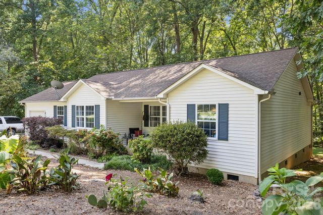 125 Mills Forest Lane, Mooresville, NC 28117