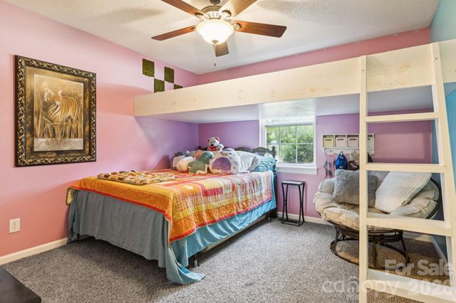 125 Mills Forest Lane, Mooresville, NC 28117