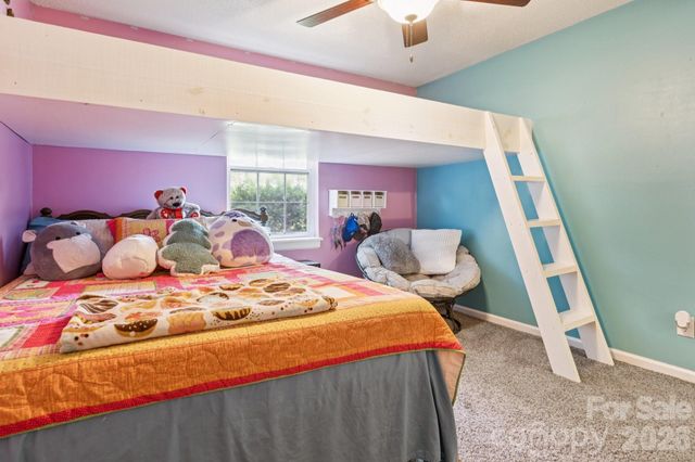 125 Mills Forest Lane, Mooresville, NC 28117