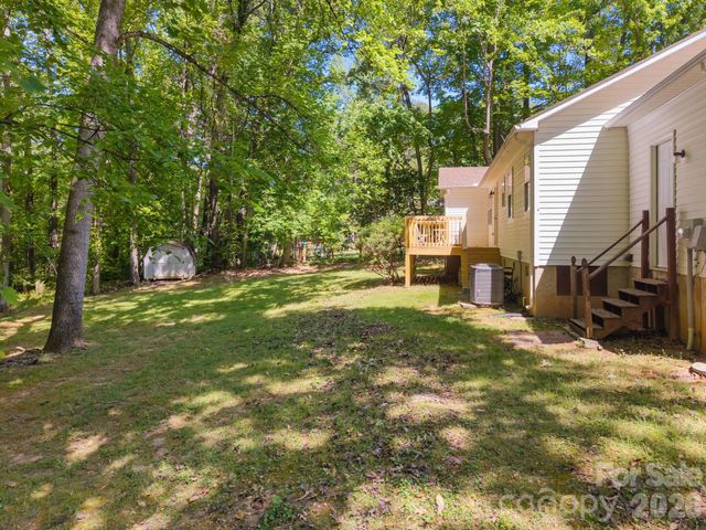 125 Mills Forest Lane, Mooresville, NC 28117