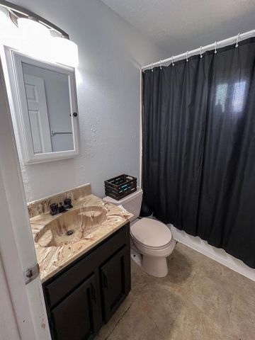 344 Merlot Lane, Los Lunas, NM 87031