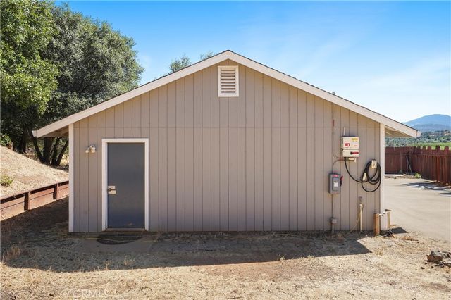 13480 Eastlake Drive, Clearlake, CA 95422