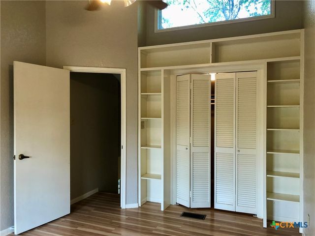 615 Burleson 4, San Marcos, TX 78666