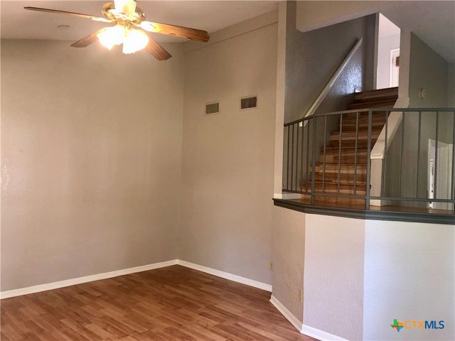 615 Burleson 4, San Marcos, TX 78666