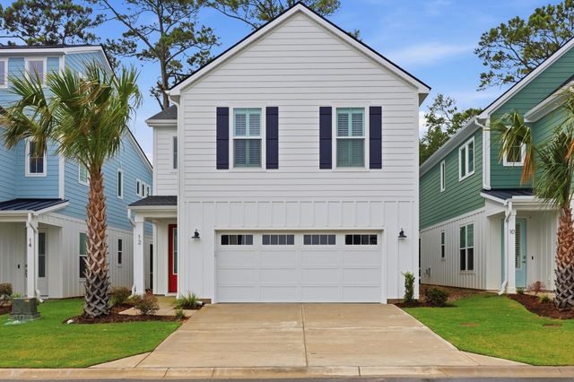 512 9th Ave. S, North Myrtle Beach, SC 29582