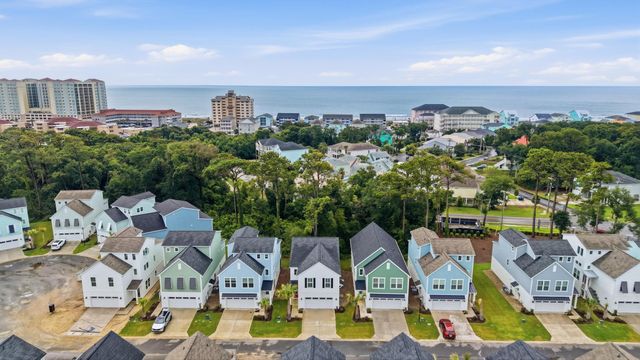 512 9th Ave. S, North Myrtle Beach, SC 29582