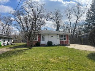 4904 Dunsmore Avenue, Ashtabula, OH 44004