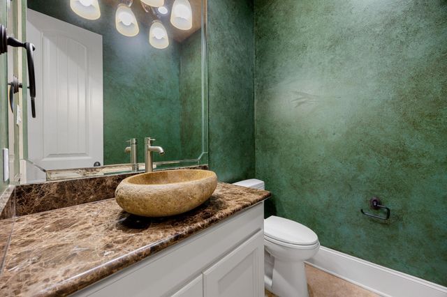 1711 Oak Shade Drive, Sugar Land, TX 77479
