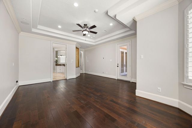 1711 Oak Shade Drive, Sugar Land, TX 77479