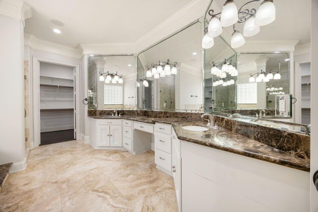 1711 Oak Shade Drive, Sugar Land, TX 77479