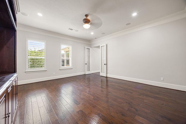 1711 Oak Shade Drive, Sugar Land, TX 77479