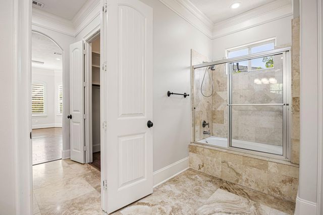 1711 Oak Shade Drive, Sugar Land, TX 77479