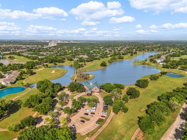 1711 Oak Shade Drive, Sugar Land, TX 77479