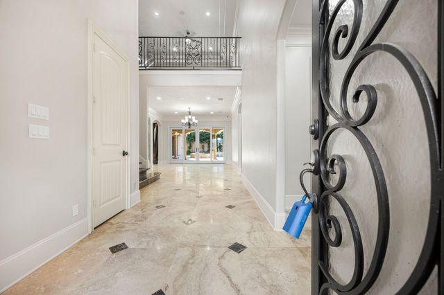 1711 Oak Shade Drive, Sugar Land, TX 77479