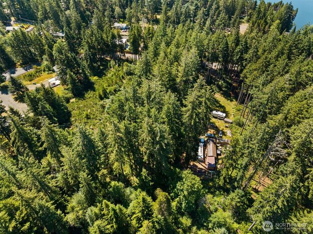 1030 E Phillips Lake Road, Shelton, WA 98584