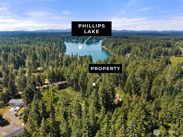 1030 E Phillips Lake Road, Shelton, WA 98584