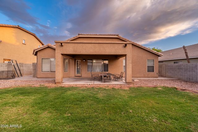 8526 W PRESTON Lane, Tolleson, AZ 85353