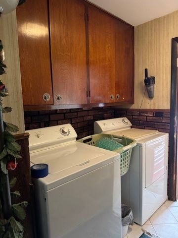 1014 N Elmhurst Road, Prospect Heights, IL 60070