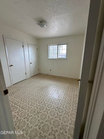 8912 MELLON Drive, El Paso, TX 79907