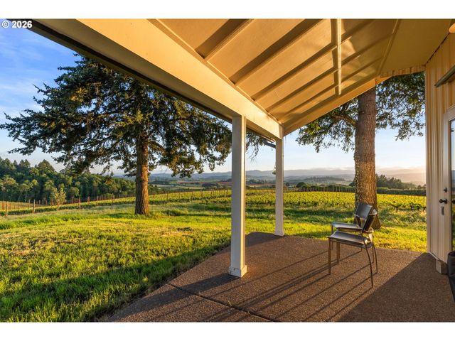 8810 Ne BLACKBURN Rd, Yamhill, OR 97148