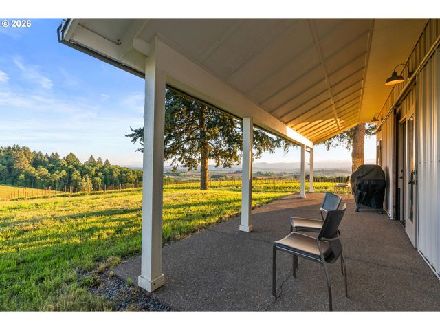 8810 Ne BLACKBURN Rd, Yamhill, OR 97148