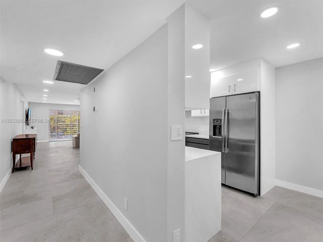 1601 Abaco Drive F3, Coconut Creek, FL 33066