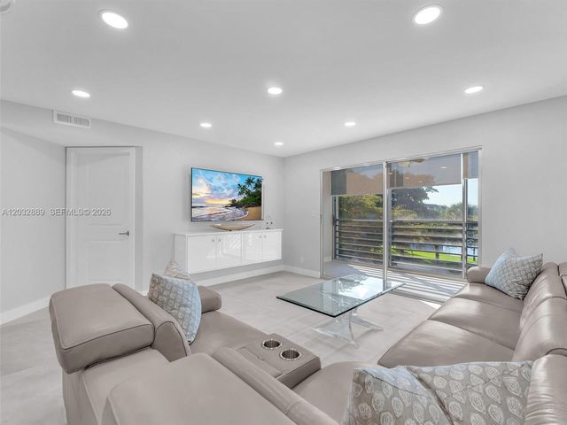 1601 Abaco Drive F3, Coconut Creek, FL 33066