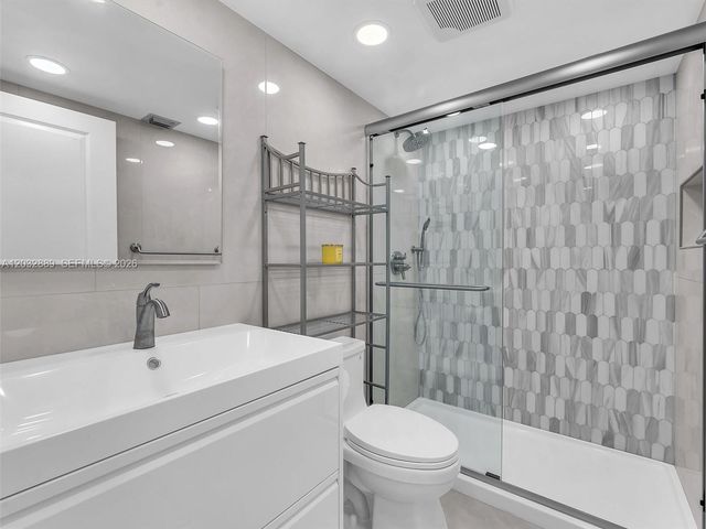 1601 Abaco Drive F3, Coconut Creek, FL 33066